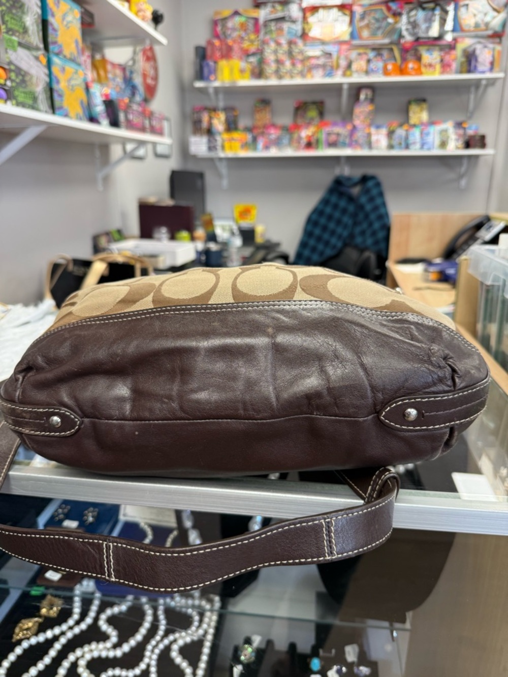 Coach Tan and Brown Signature Shoulder Bag - Picture 5 of 7